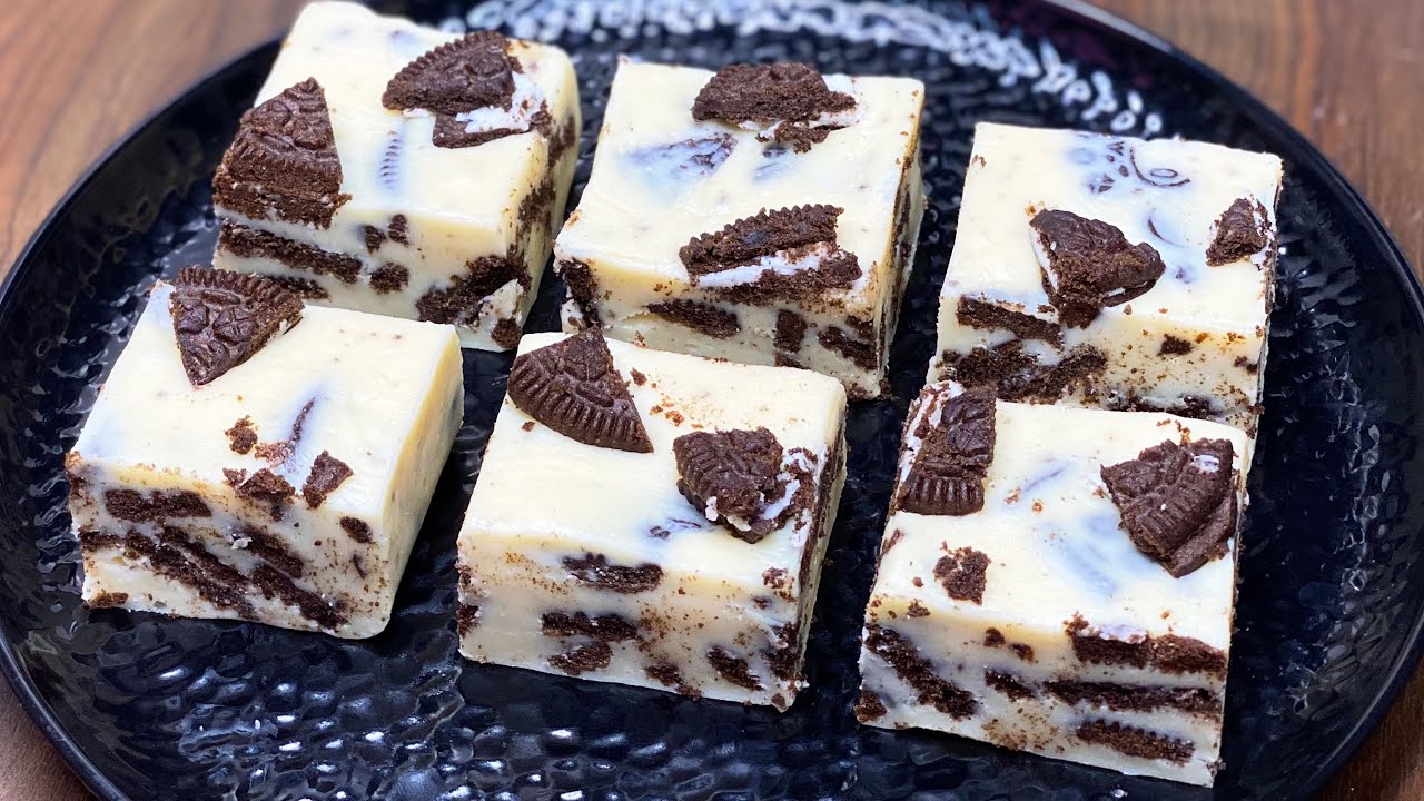 Oreo Fudge Recipe | Only 4 Ingredients Oreo Fudge in 5 Minutes | Chocolate Fudge