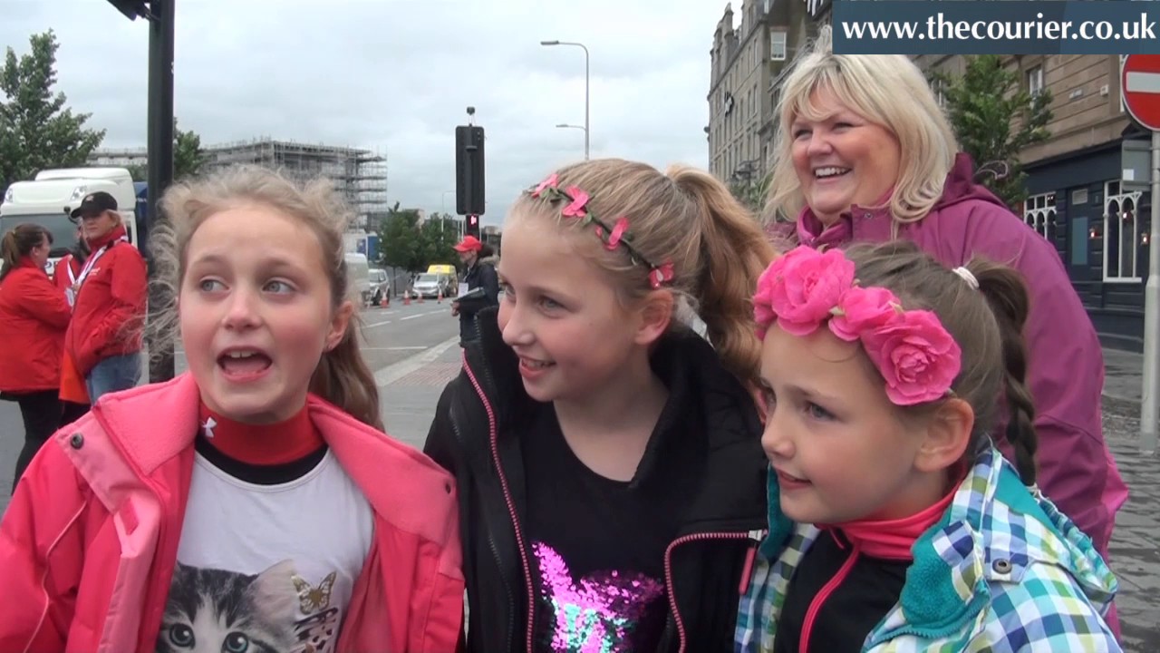 Thousands of Little Mix fans descend on Dundee