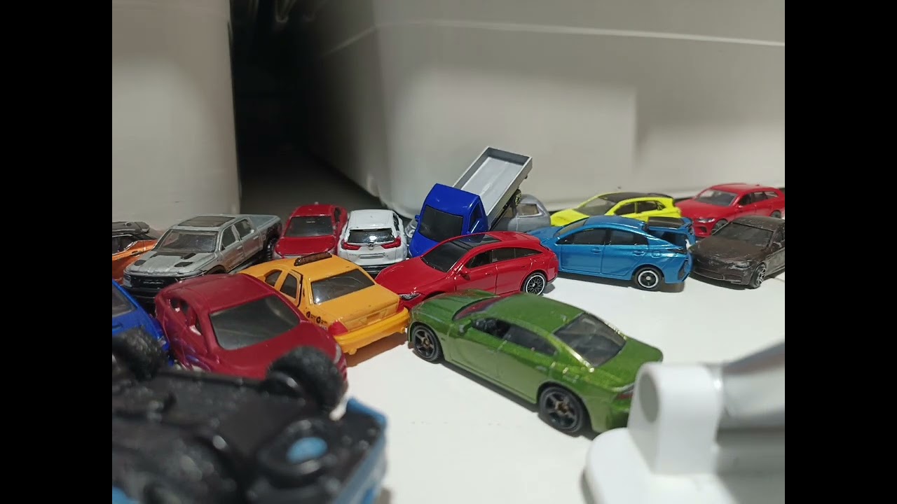 Stop motion car crash 2