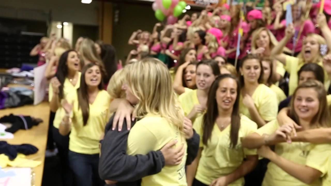 Alpha Xi Delta WMU BID DAY 2013