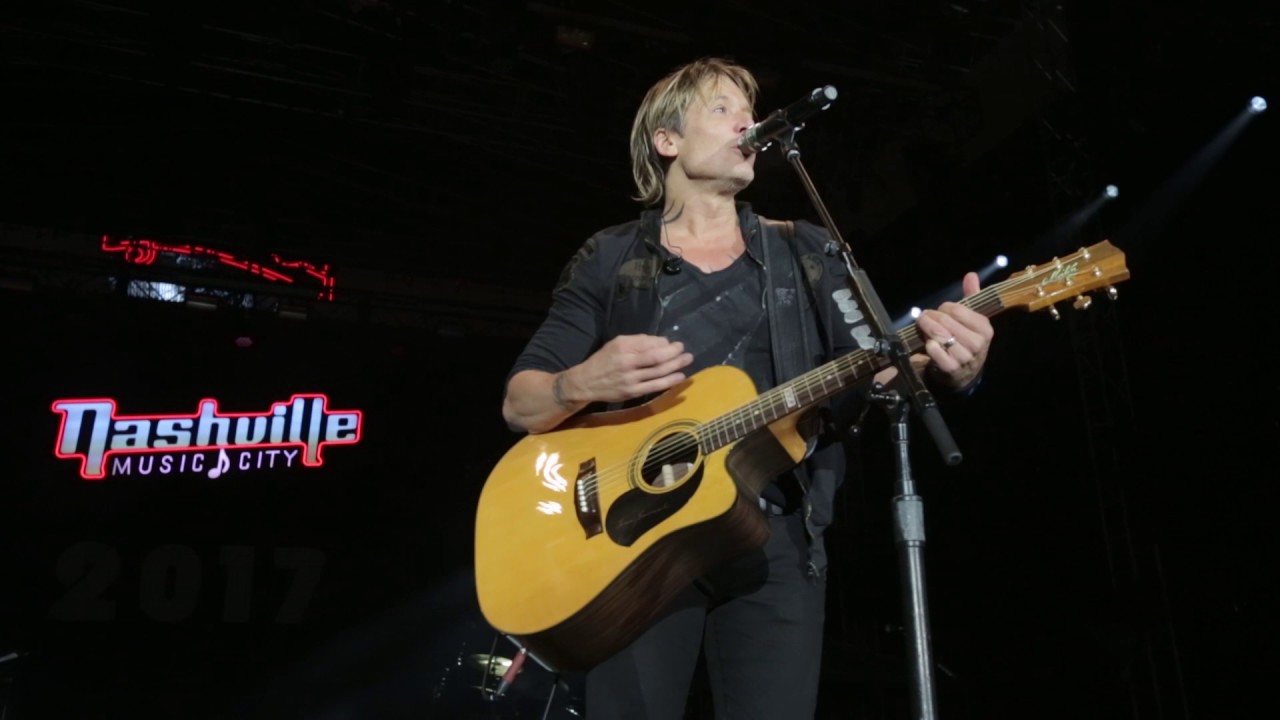 Keith Urban - 2016 Artists Tribute