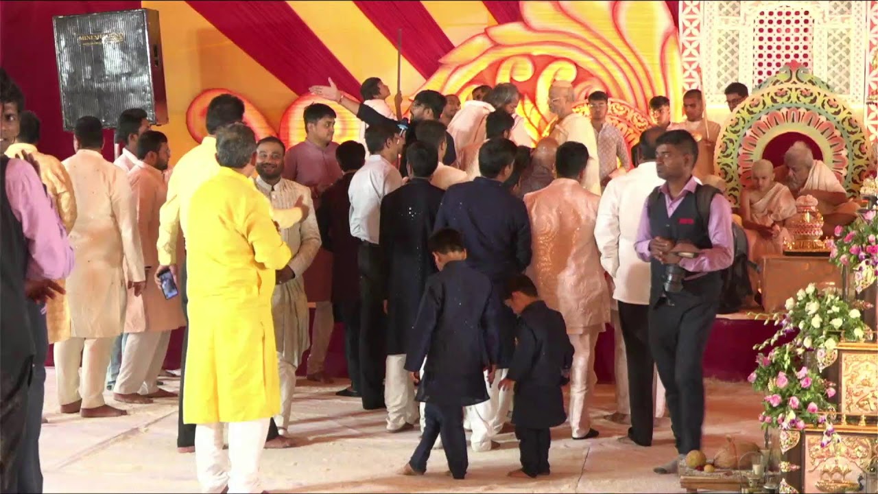 Aimutha Path | Diksha Samaroh | Mumukshu Hardik Samdariya