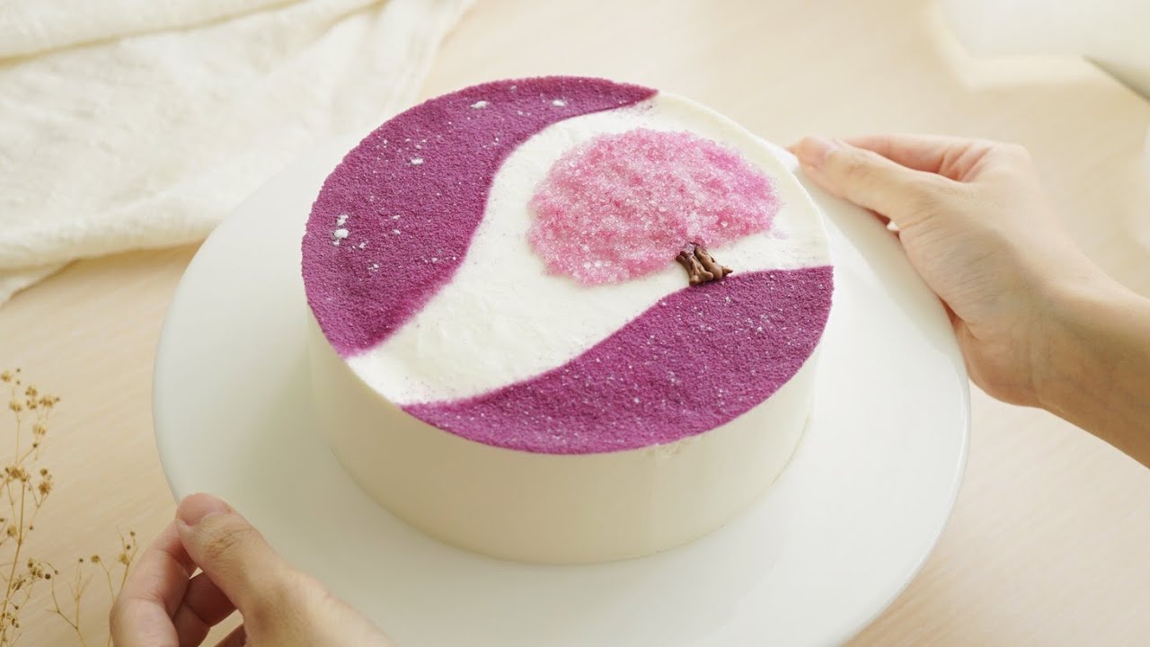 媽媽最愛的芋泥蛋糕！今年母親節就親手做一顆給媽媽吧！芋泥杏仁椰奶慕斯蛋糕