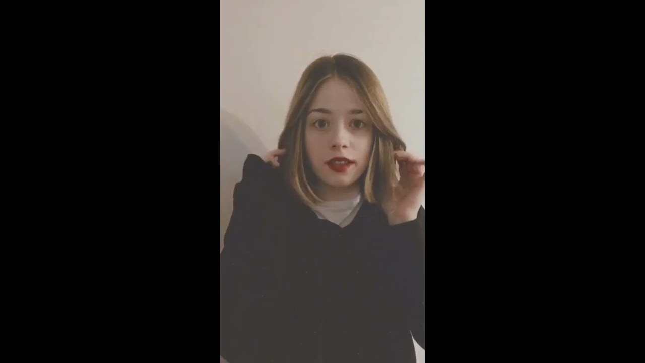 Marie - Mi&oacute;d (prod. JohnnyBeats)