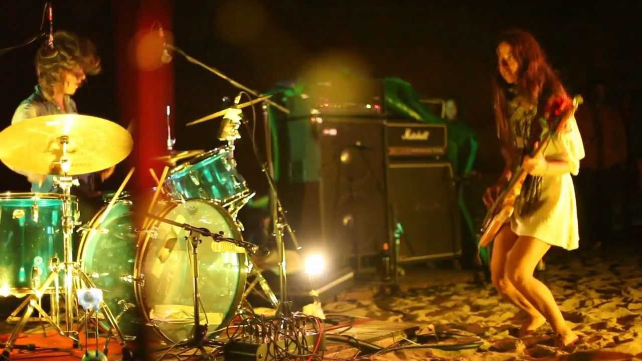 dunajam 2011 ENTRANCE BAND