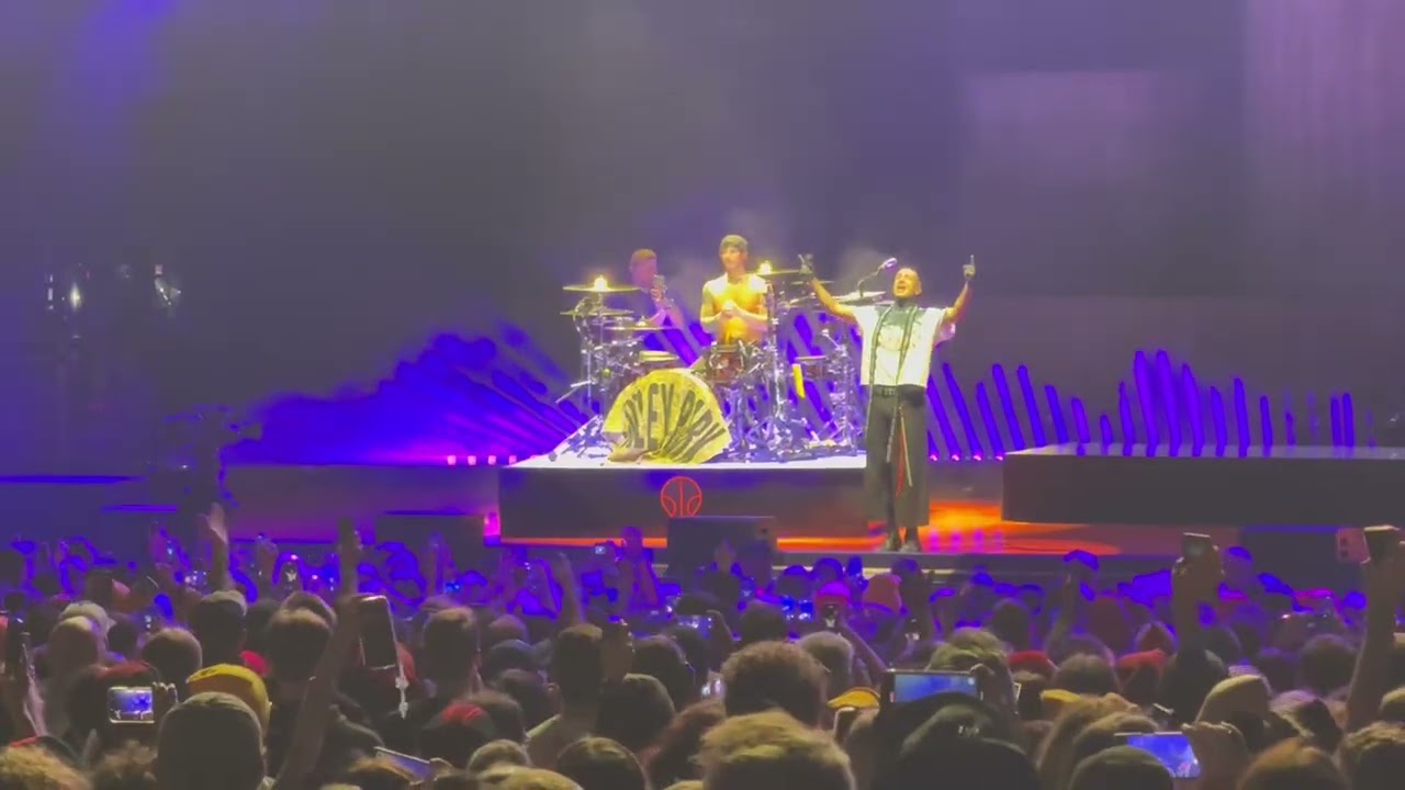 21 Pilots // Garbage // Tinley Park, Il. 