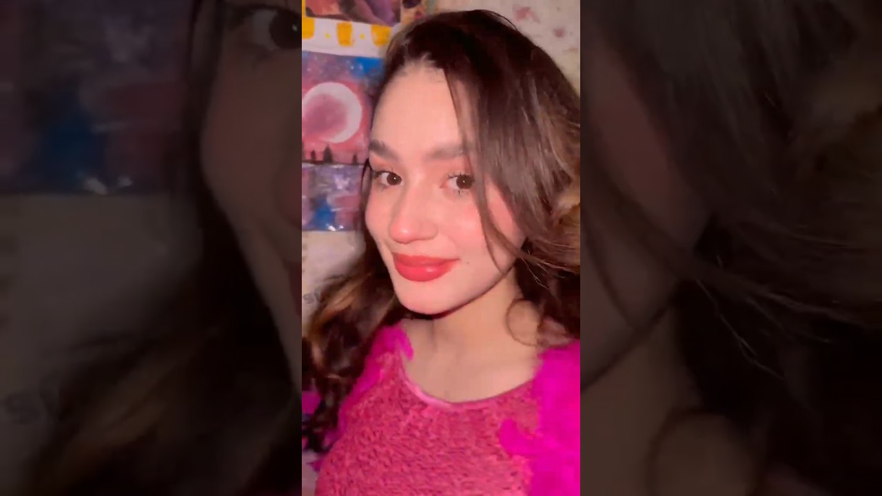 Outfits Emilia mernes 💗💗#emiliamernes #love #viralvideo #fashion #model #shorts #youtubeshorts