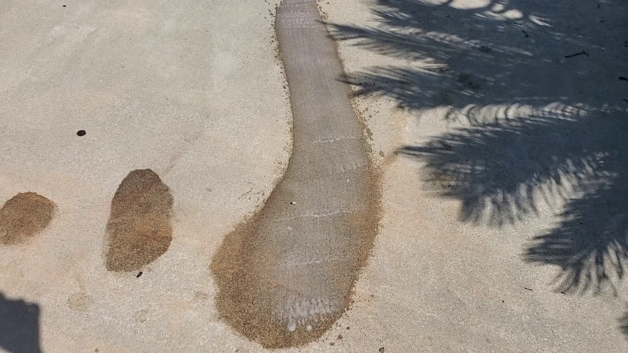 Super Clean vs Oil Stains on Driveway