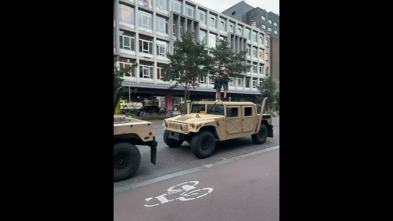 Humvee tan M1097 and M1165 #humvee #hummer #armylover