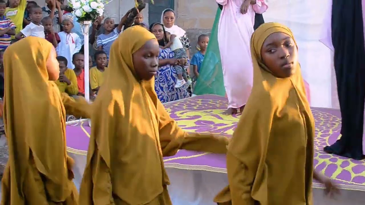 UKHTY_ZULEKHA_AKISIMULIA_KIBURI_CHA_ FIRAUNI_LIVE_KWA_KASWIDA_MPYA_WATU_ WOTE_WAPATWA_NA_SIMANZI.