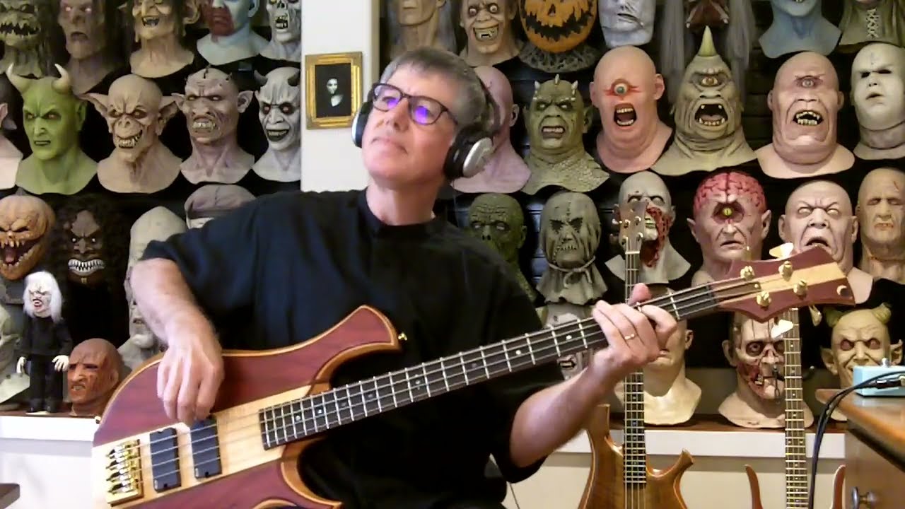 Private Eyes Bass Cover