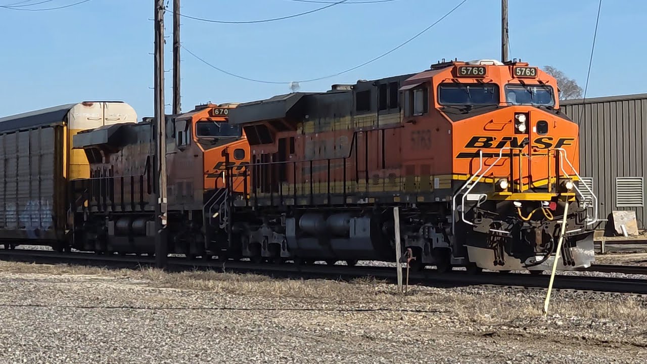 BNSF 5763 WB Autorack Train at MP 130.16 in Chillicothe Illinois 2/27/26