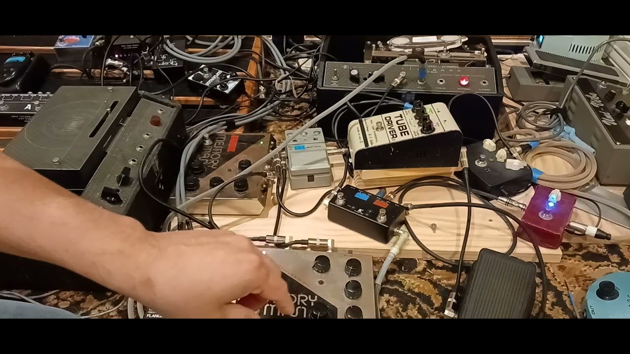 Echoplex Ep-3 with Deluxe Memory Man rig. Eric Johnson inspired rig.