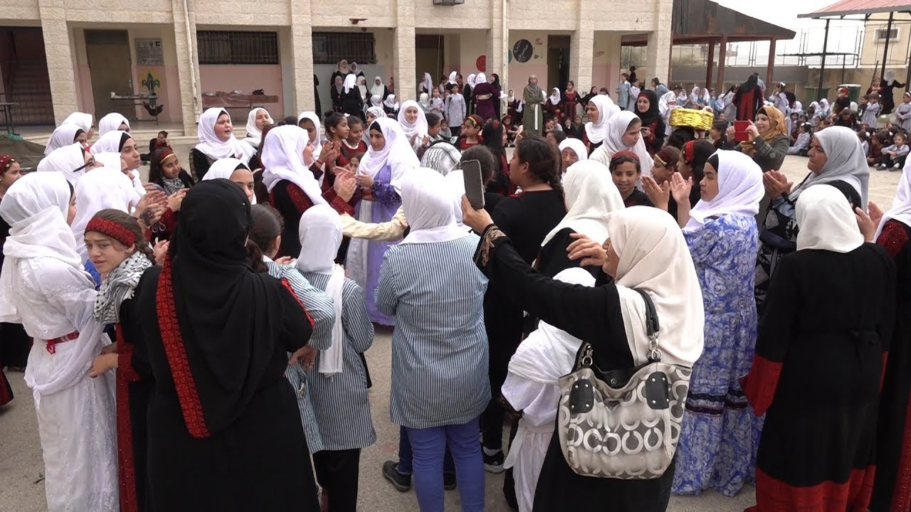 احياء فعاليات يوم التراث الفلسطيني في مدرسة بنات اكتابا الثانوية