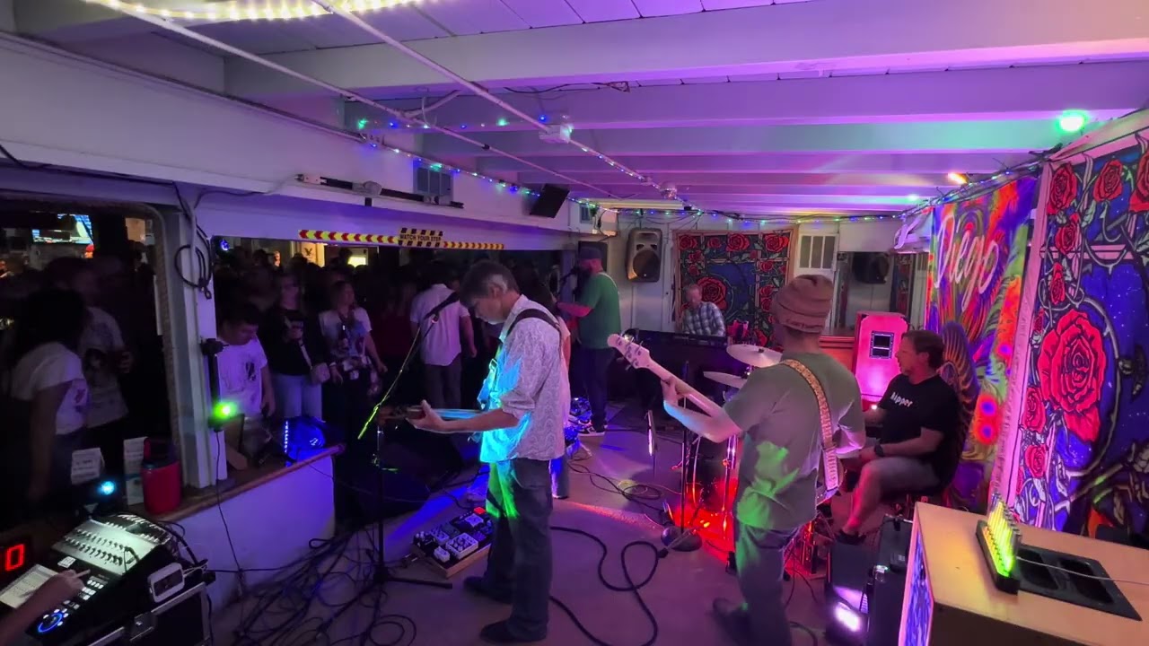 Diego Dead “Beat it on down the line” 013026. Larry’s Beach Club. Oceanside,CA