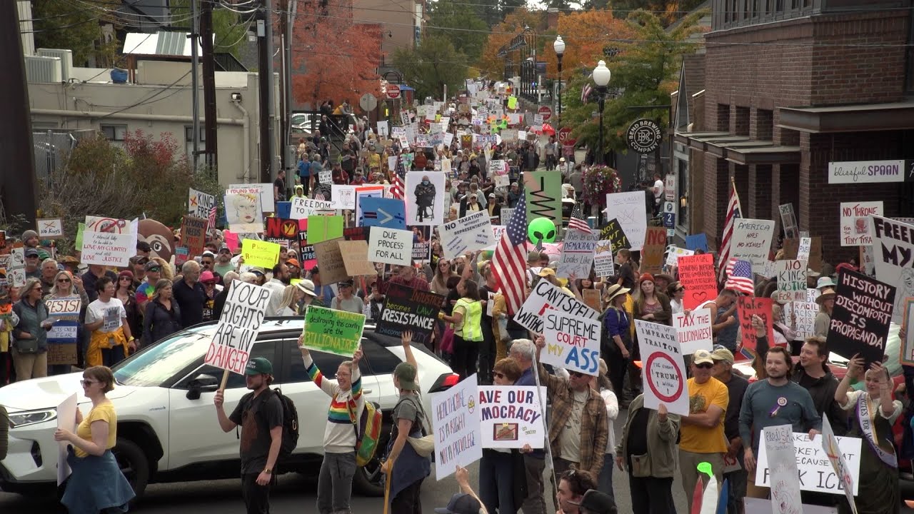 Thousands rally in Bend and across Central Oregon for &lsquo;No Kings 2.0&rsquo; Protest