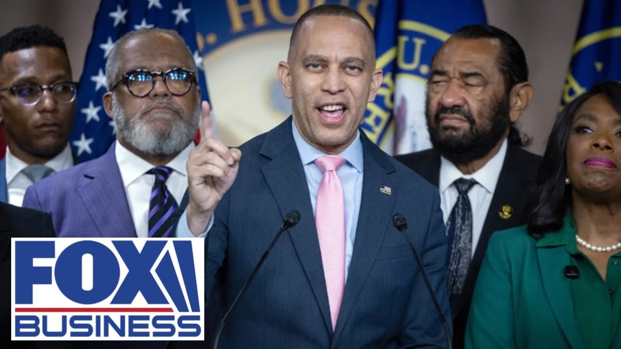 Democrats face midterm REALITY CHECK as redistricting fights lead to affordability pivot