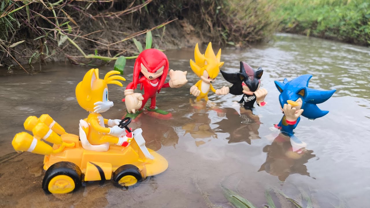 Sonic the hedgehog action figure :Sonic/knukles/Super sonic/Prime/Jaks/Were hog/Tails/Super shadow