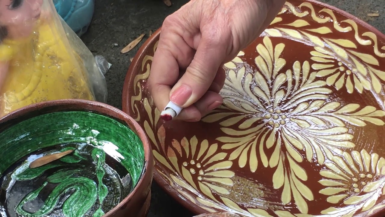 Checking for lead in Mexican pottery