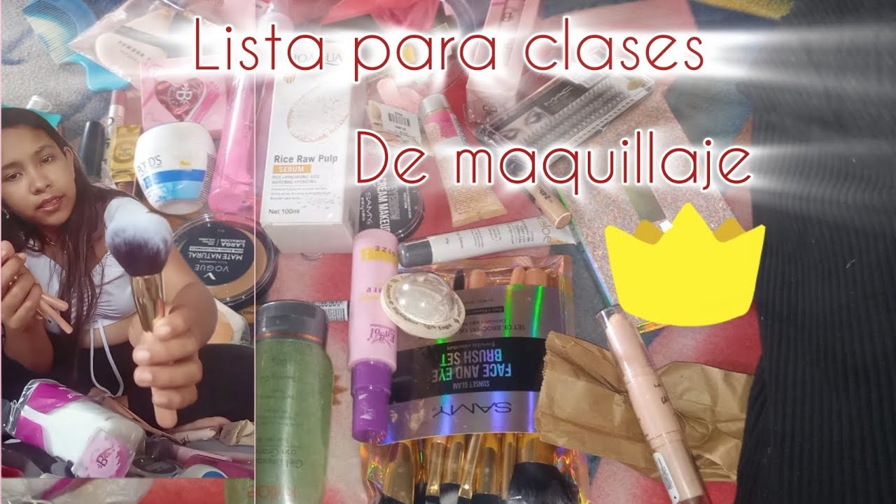 Alistando las cosas para clases de maquillaje/laura Hernández