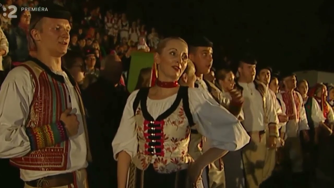 Cesta hore, cesta dolu / Páslo dievča pávy / A koť sa ja zavezmem (Heľpa 2015)