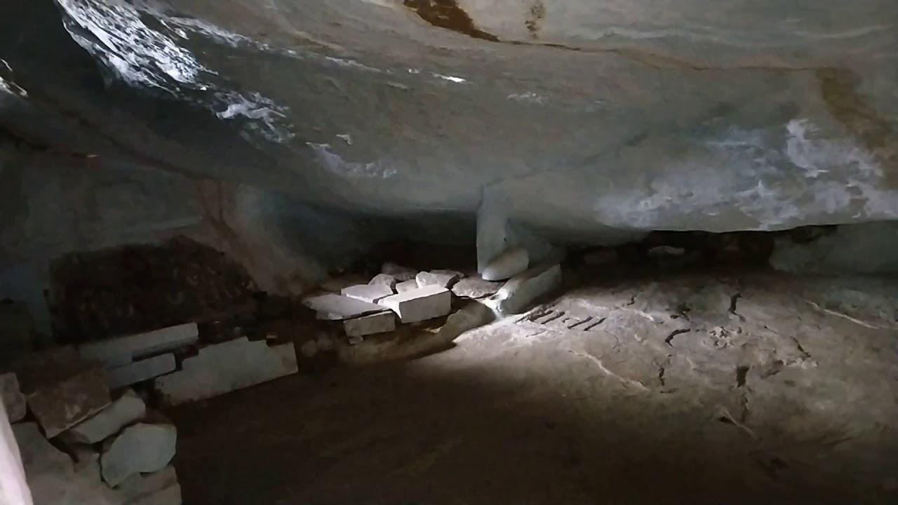 Sugriva's Cave | Hampi