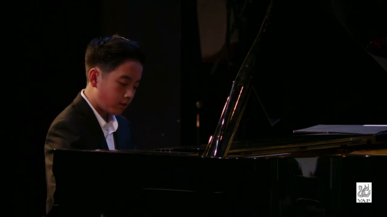 Trống Cơm | Evan Lê, pianist