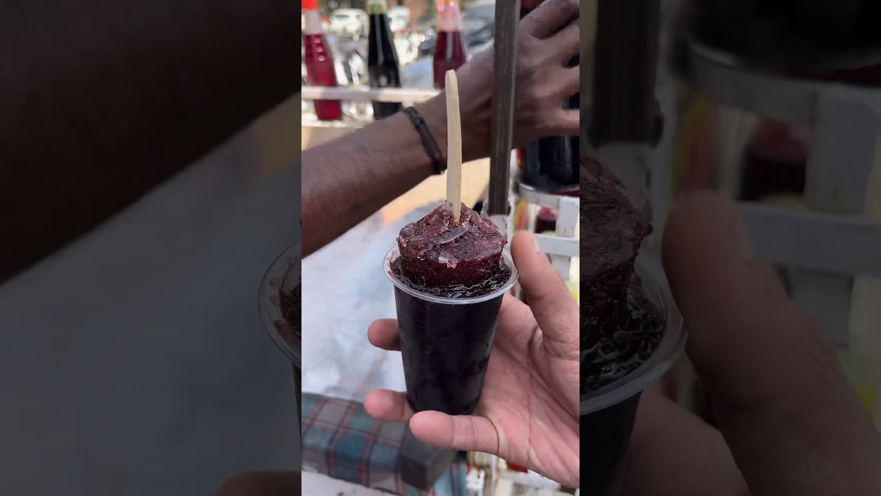 Kala khatta baraf gola (ice gola)(chuski) #streetfoodindia #viral