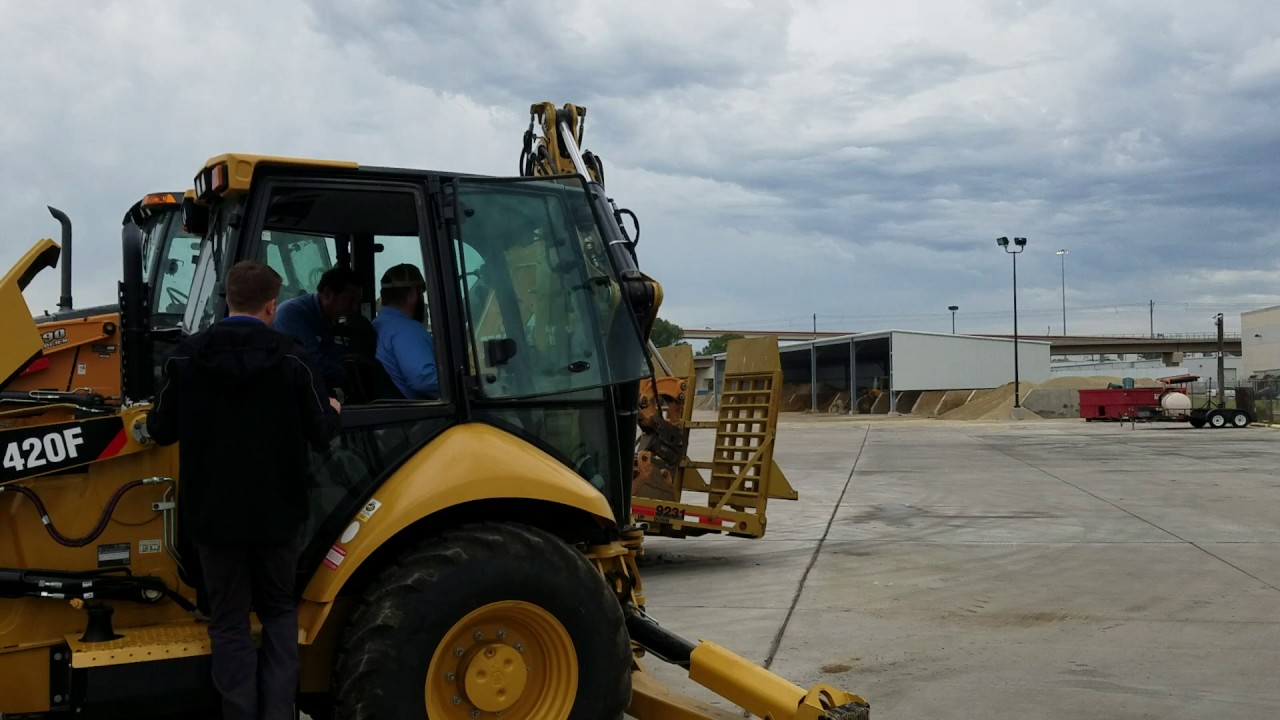 Cat 420 Fire Demo