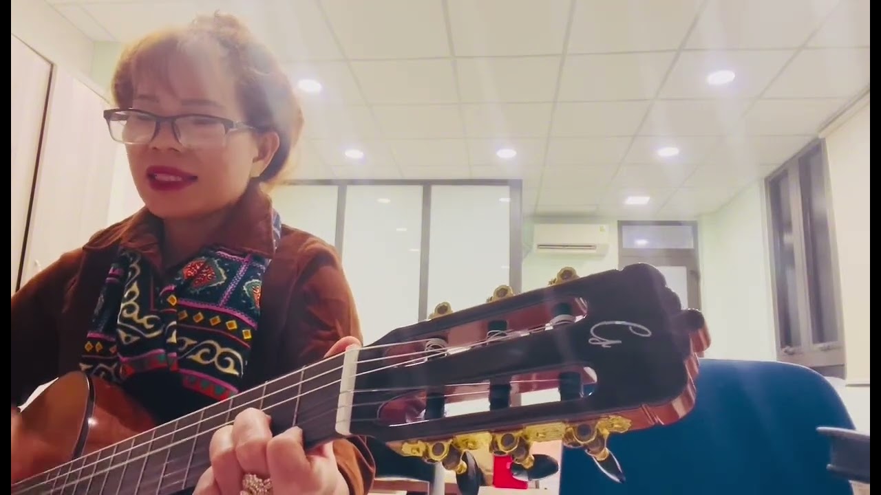 LỜI CHÚA LÀ ÁNH SÁNG - TÁC GIẢ & TRÌNH BÀY- LÊ THI - GUITAR 