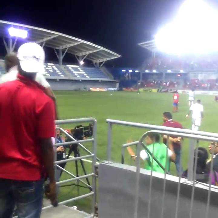 Paulo Wanchope protagoniza pelea en Panam&aacute;