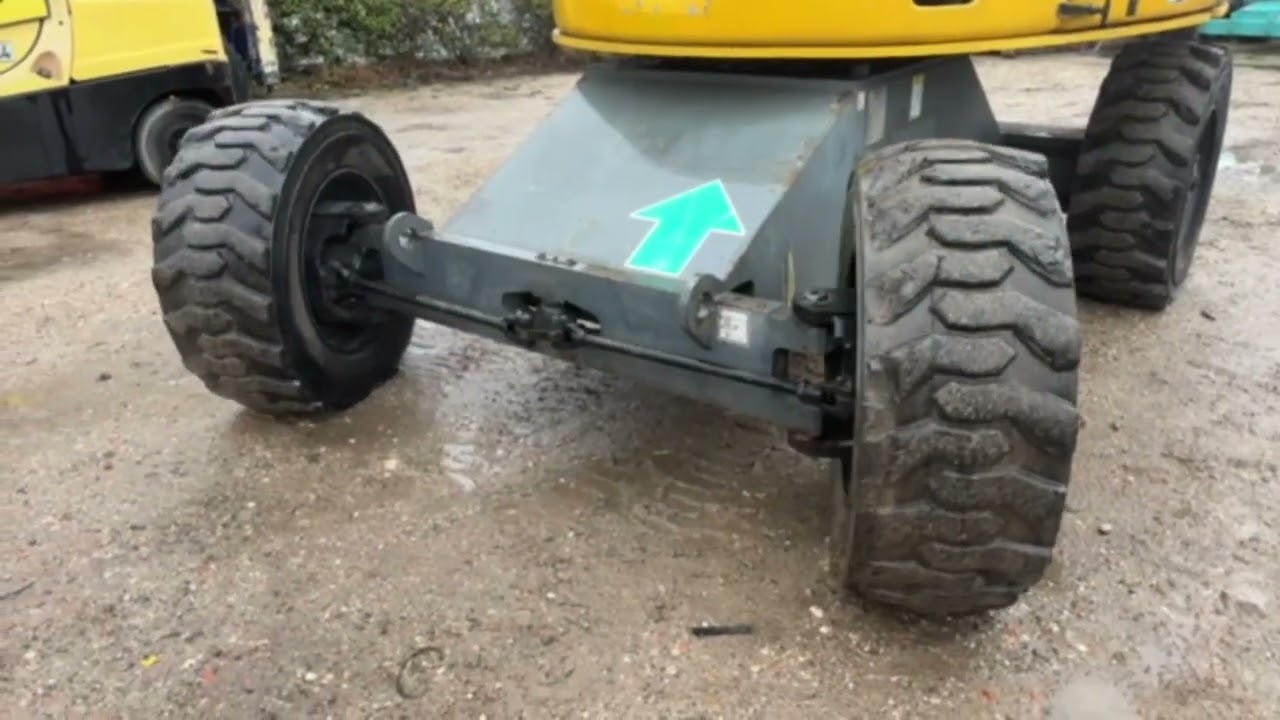 Used Telescopic Boom Lift 2009 Haulotte H 25 Tpx  | equippo.com |