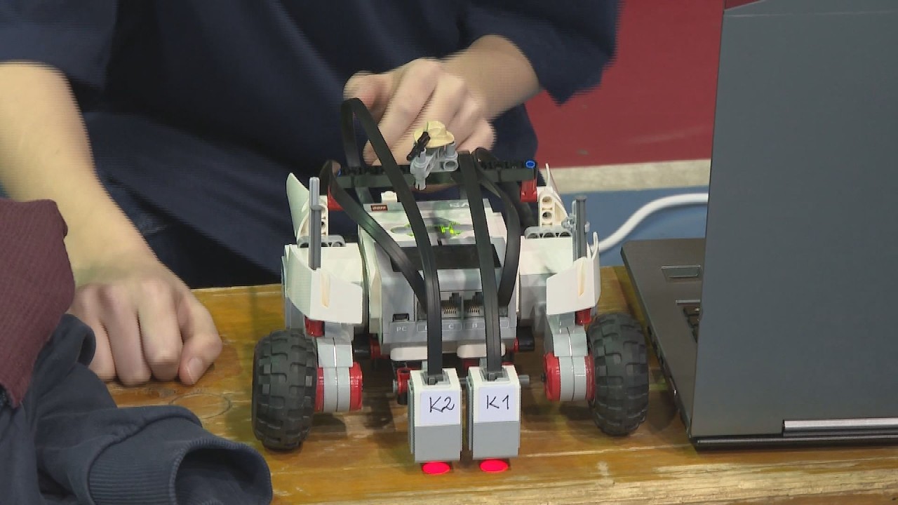 Region&aacute;lis LEGO robotverseny Győrben