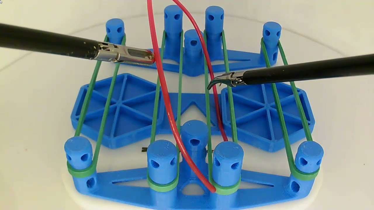 Two exercises on a pelvitrainer to improve suturing skills during laparoscopy