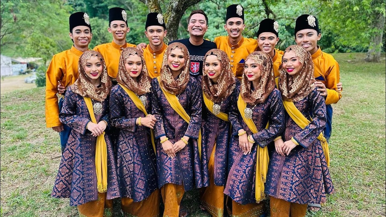 Juara - Kolej Vokasional Gombak - Pertandingan Tarian Rampaian Kolej Vokasional Malaysia