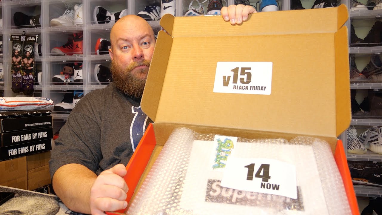 Busting another $250 Superior V14 Comic Book Mystery Box