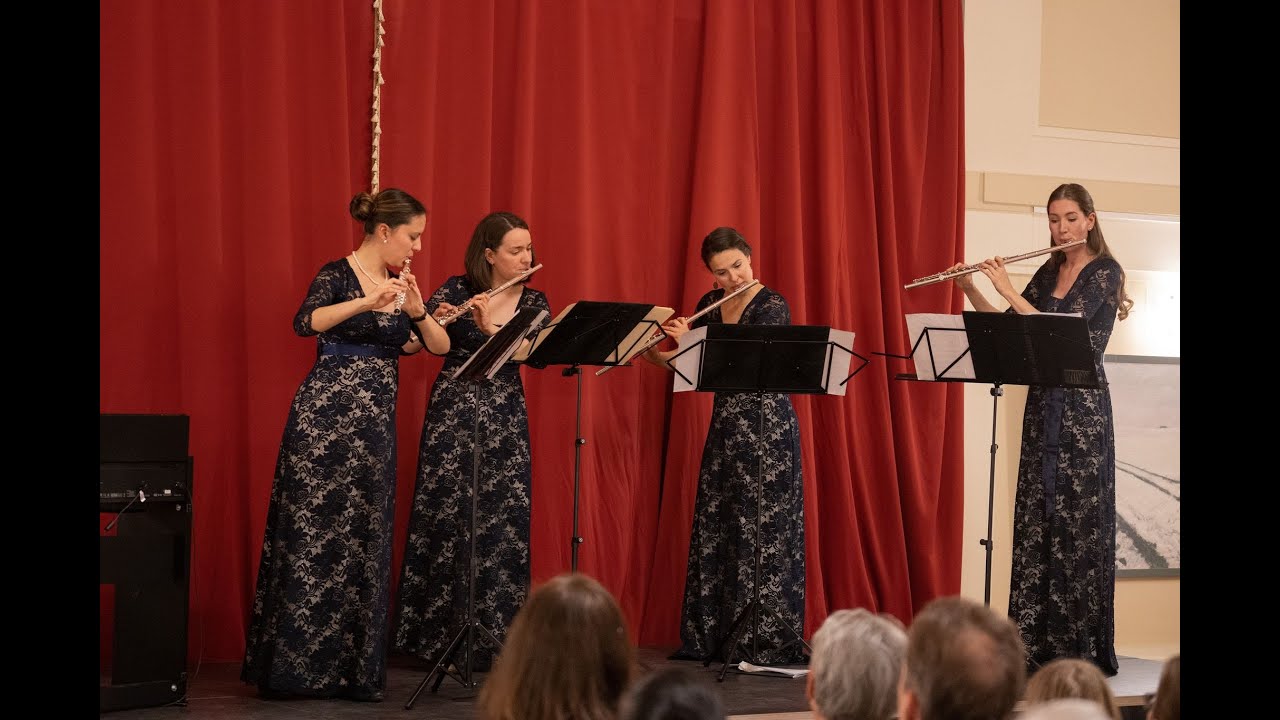 Pierre-Max Dubois: Quatour pour flutes