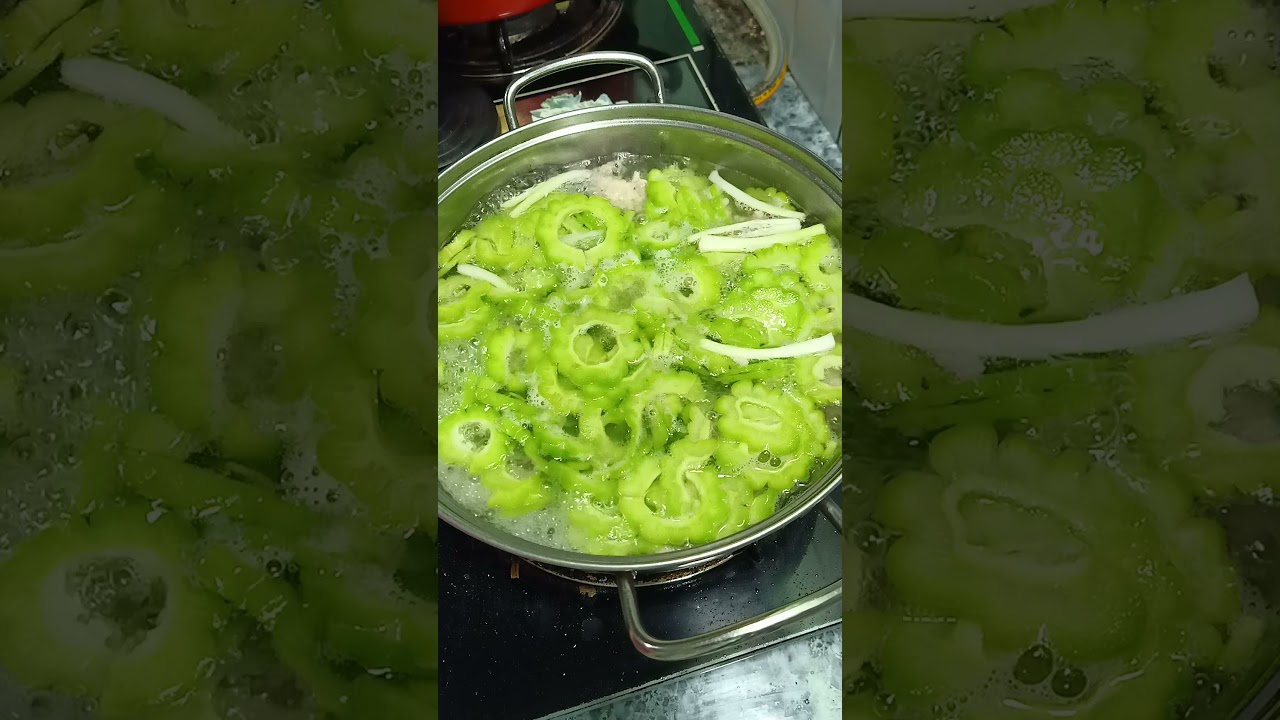 Canh khổ qua . M&oacute;n ngon mỗi ng&agrave;y
