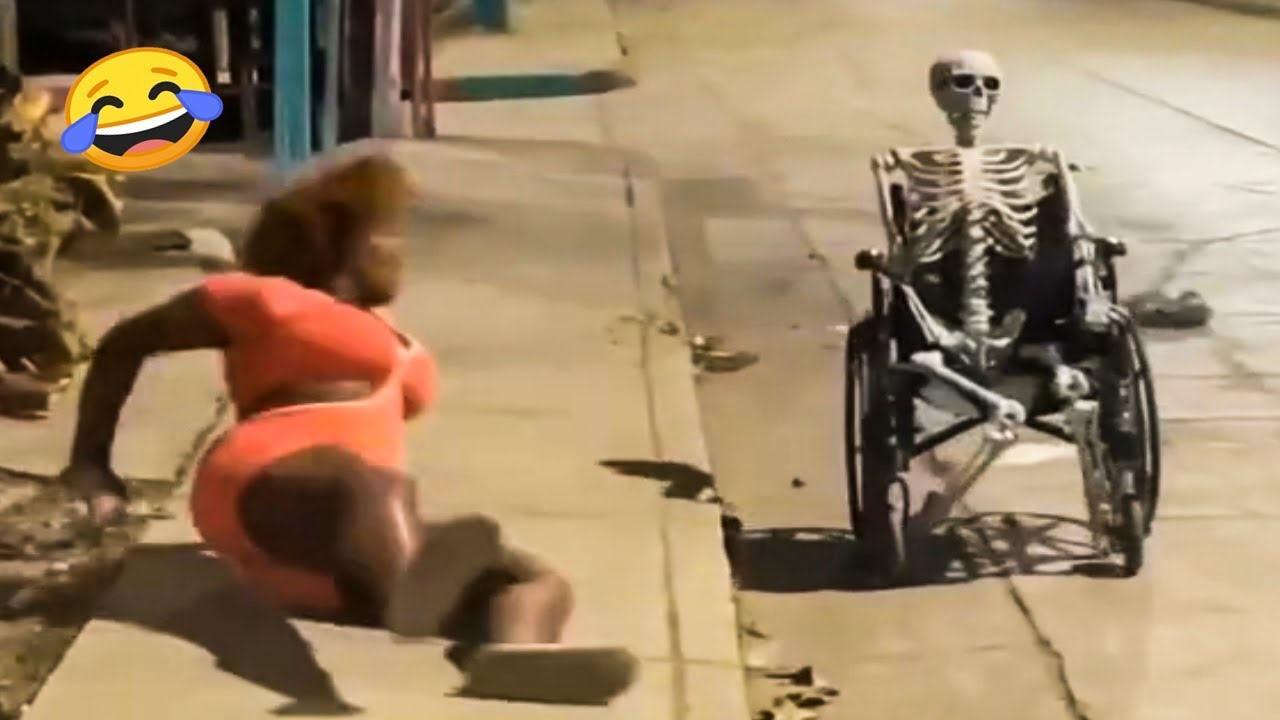 TRY NOT TO LAUGH COMPILATION 😂 MEMES PART 2
