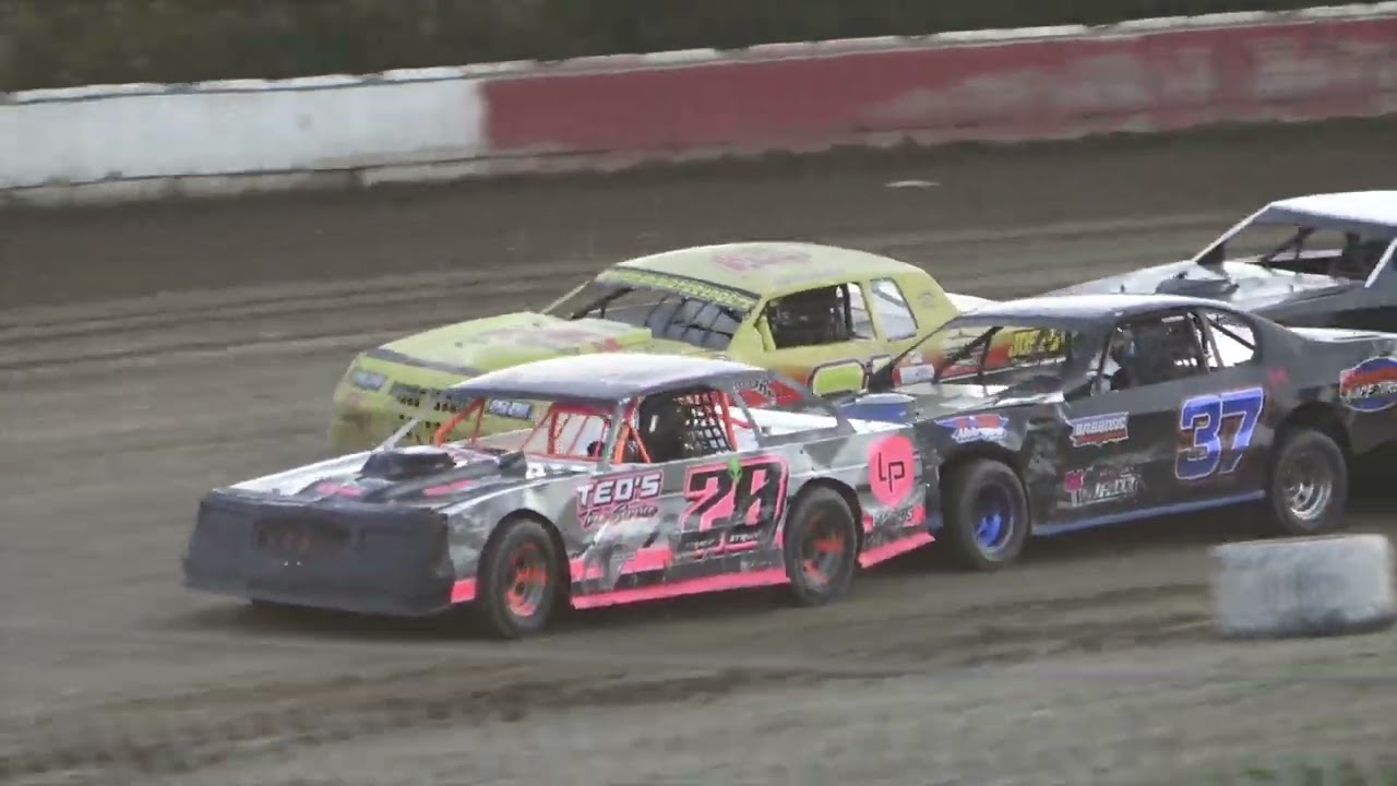 Street Stock B Feature #1 at Mid Michigan Raceway Park, Michigan on 09-26-2025!!