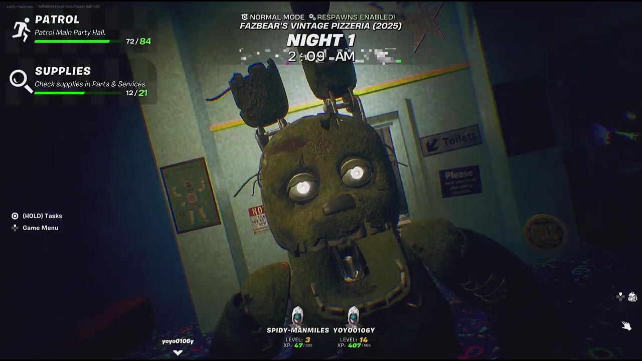 Playing FNAF with yoyo0106y
