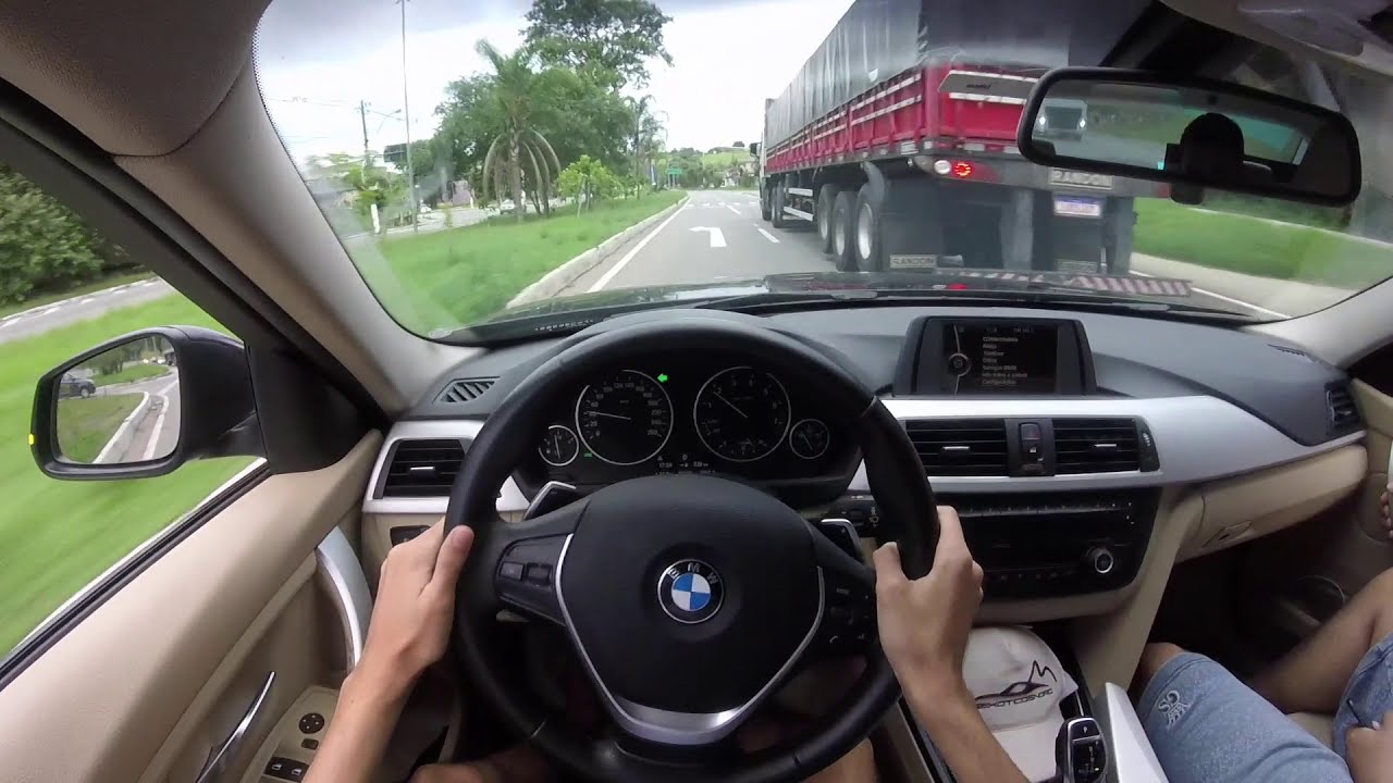 ROLE DE BMW 320i 2015
