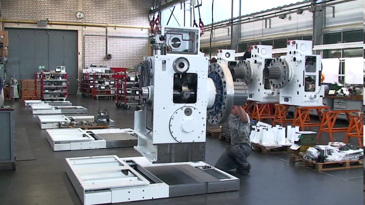 Hinterkopf Imagevideo Man and Work