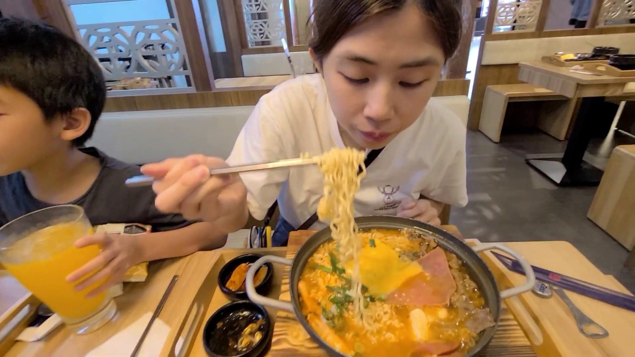 澎湖生意最好的韓式料理？今天來吃起司部隊鍋｜金醬府