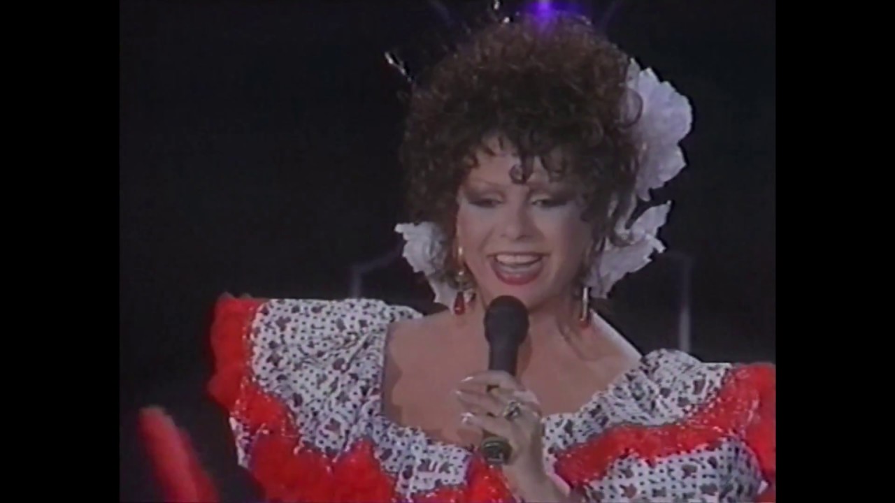 Marujita Díaz.- Actuación en el programa 'Las coplas' (1989)