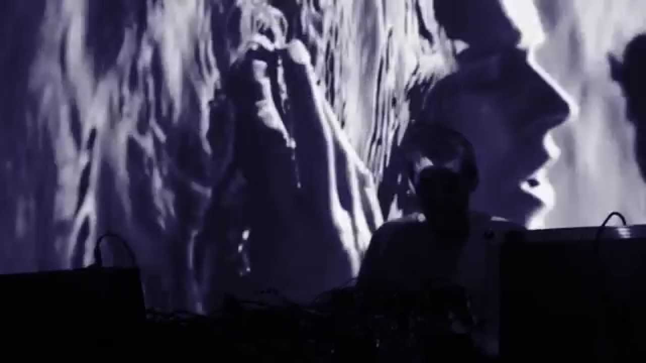 Interview CLARK      -Warp Records-
