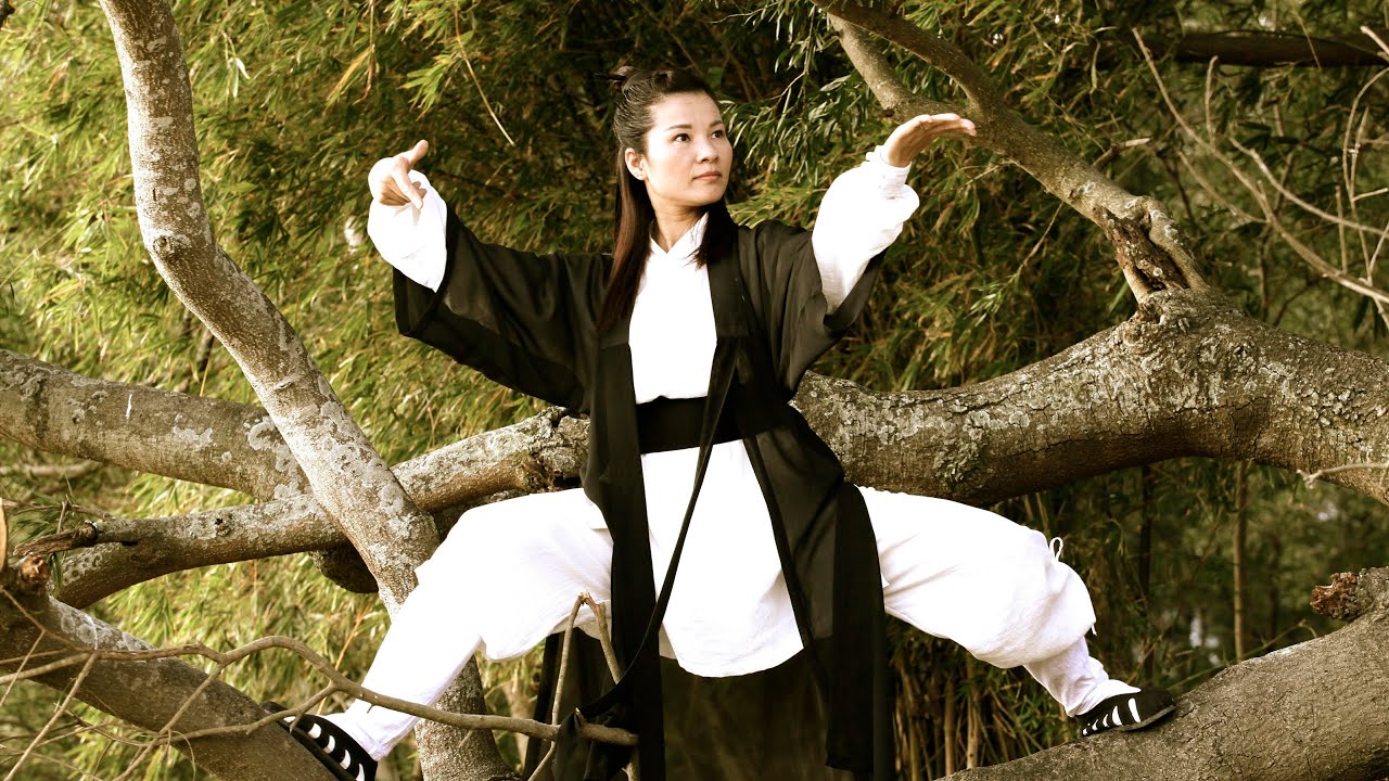 超精彩#陈式太极拳56式国家标准套路：美女老师好功夫难得一见！