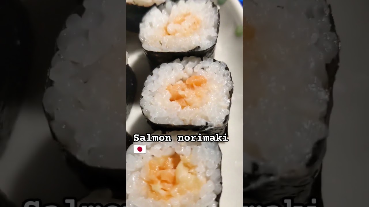 Satisfying Delicious #salmon #sushi #rolls #norimaki #japan #popular #food #shorts #subscribe