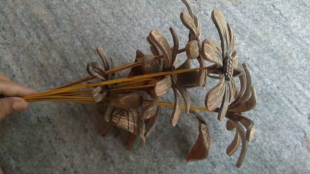 Flowering plant with coconut shell #coconutshellflowerplant
