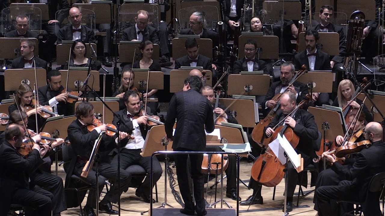 ''Horse Racing'' Arranged By Renchang Fu Performed By Qatar Philharmonic Orchestra